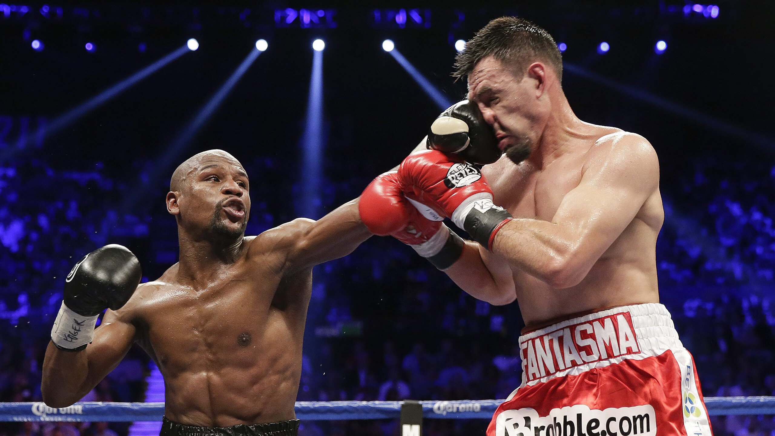 法甲：里昂2-1战胜蒙彼利埃，队长终场破门逆转成功，里昂 法甲